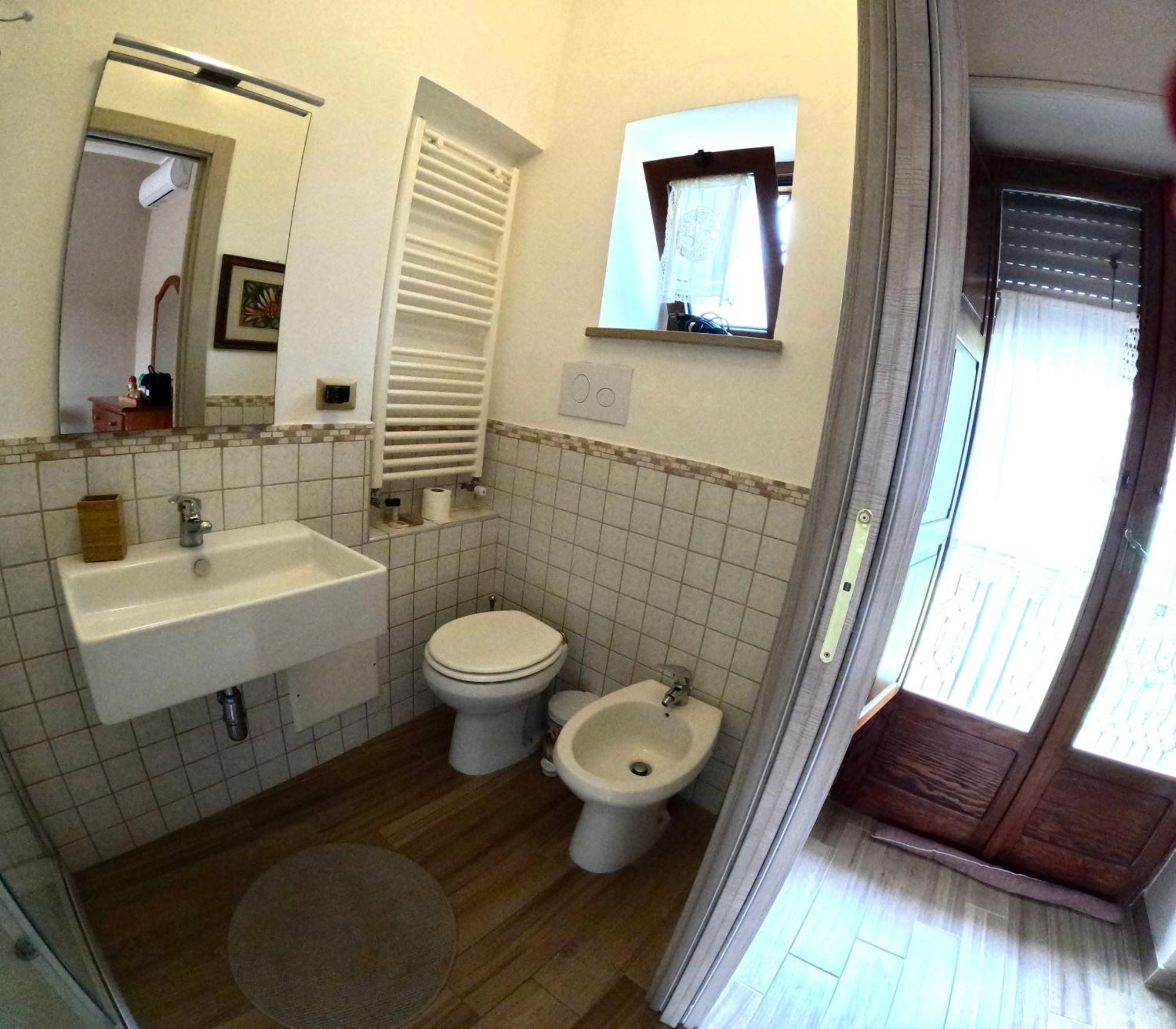 B&B A Casa Di Maybe Caserte Extérieur photo