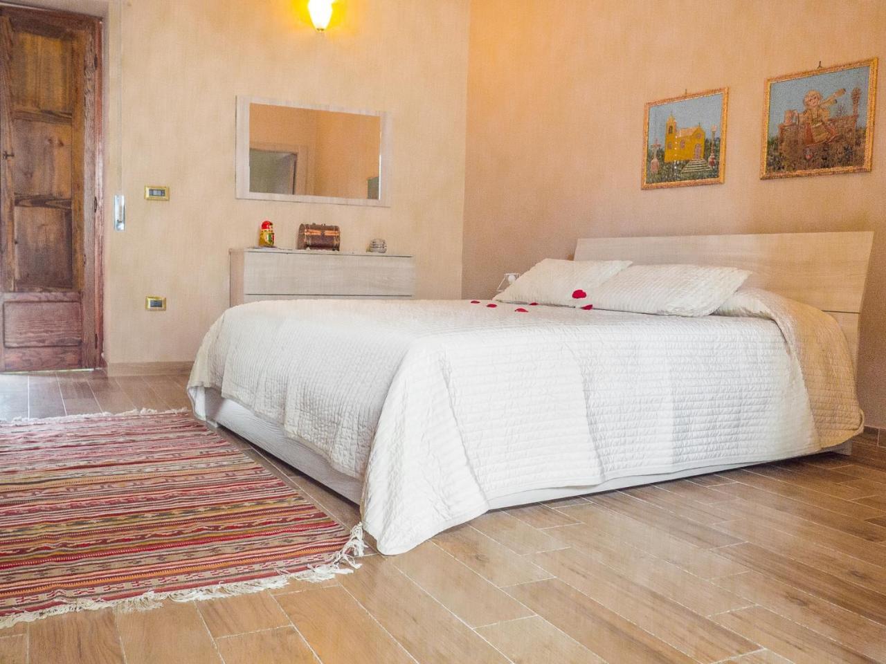 B&B A Casa Di Maybe Caserte Extérieur photo